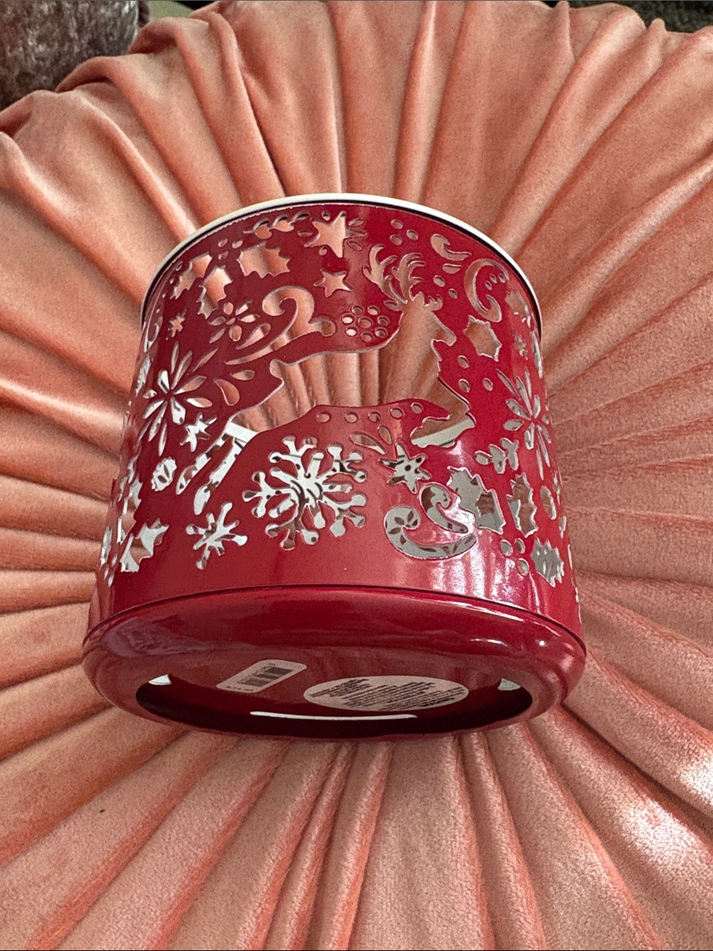 Bath and Body Works Red Holiday Metal Candle Holder - Picture 9 of 10